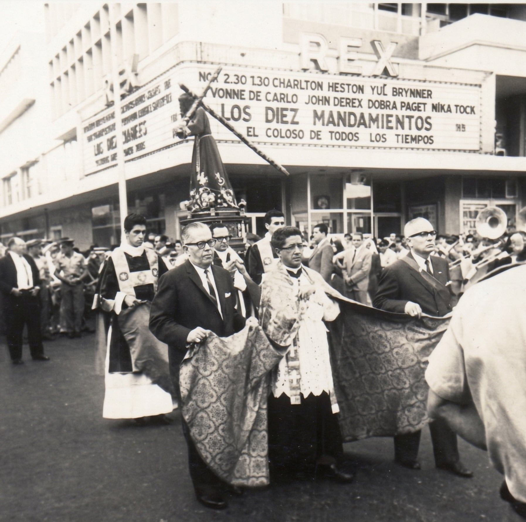 Película Los Diez Mandamientos en los cines de Costa Rica.