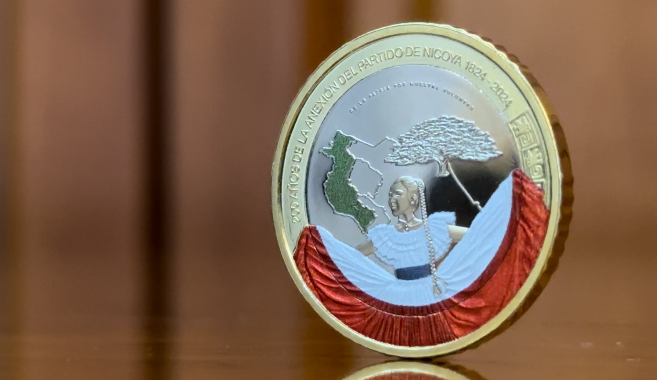 Moneda de 500 conmemorativa del bicentenario de la Anexión del Partido de Nicoya | El Financiero | Foto: BCCR