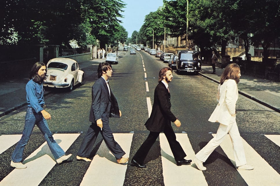 Fanáticos de Los Beatles celebran los 50 años de la mítica foto de Abbey Road