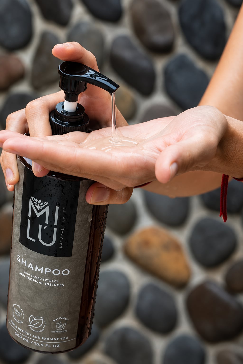 Milú, Botanicorp