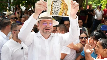 Uso del jaguar por parte del Gobierno constituye beligerancia política, concluye el TSE