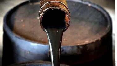 Petróleo registra caída ante expectativas de una pausa en guerra en Irán