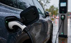 El costo fiscal de ser verde: descarbonización vehicular presionará las finanzas públicas de Costa Rica