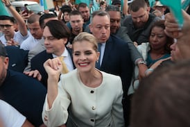 ¿Quiénes compraron bonos del partido de Laura Fernández en diciembre? Vea la lista completa, una sola persona compró casi ₡100 millones