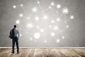 Deudas y baja motivación en el personal: el doble obstáculo que frena la competitividad empresarial