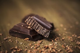 ¿Sin fuerza para entrenar en ayunas? Huela chocolate, dice la ciencia