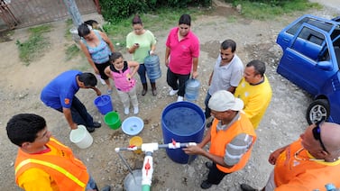 Agua potable en Costa Rica: un éxito del pasado que hoy peligra por contaminación fecal y agroquímica