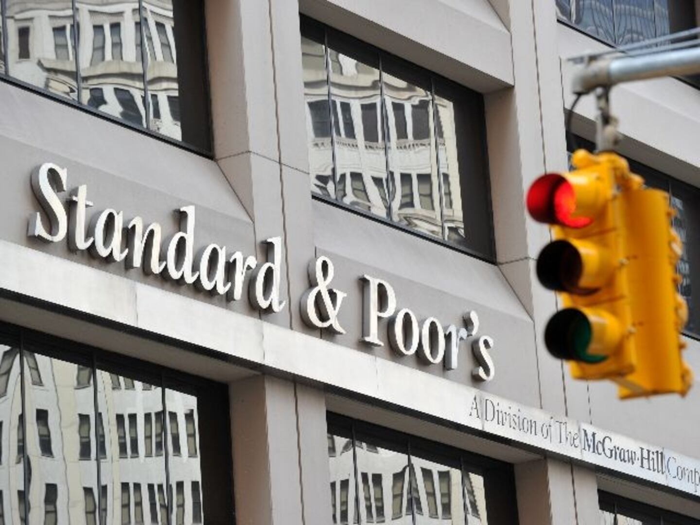 Standard & Poor’s redujo la calificación de Costa Rica a B+ con ...