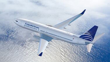 Pasajero intenta abrir la puerta de avión en vuelo de Copa