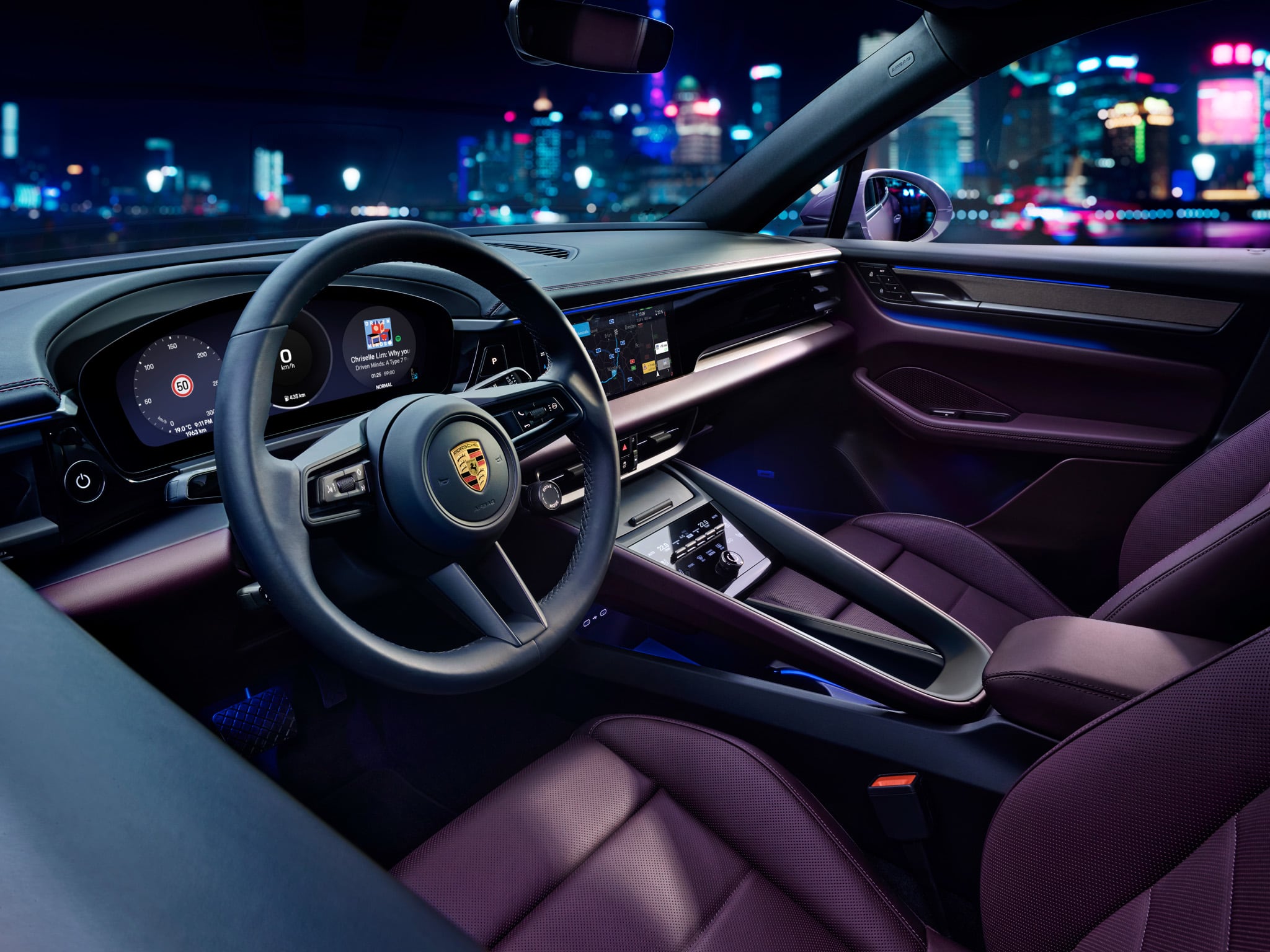 PORSCHE MACAN