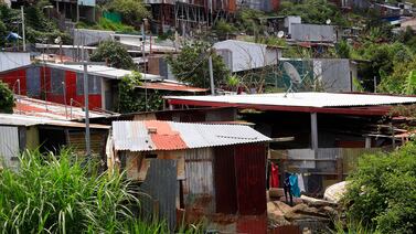 ¿Cuánto es el dinero y cuáles son las debilidades de las transferencias estatales a entidades privadas?