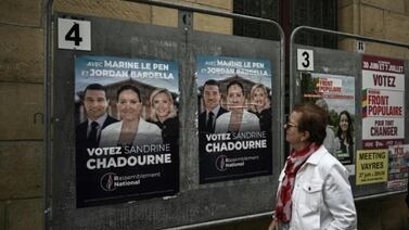 Francia vota en la segunda vuelta de unas elecciones legislativas decisivas para su futuro, con la extrema derecha en posición de fuerza