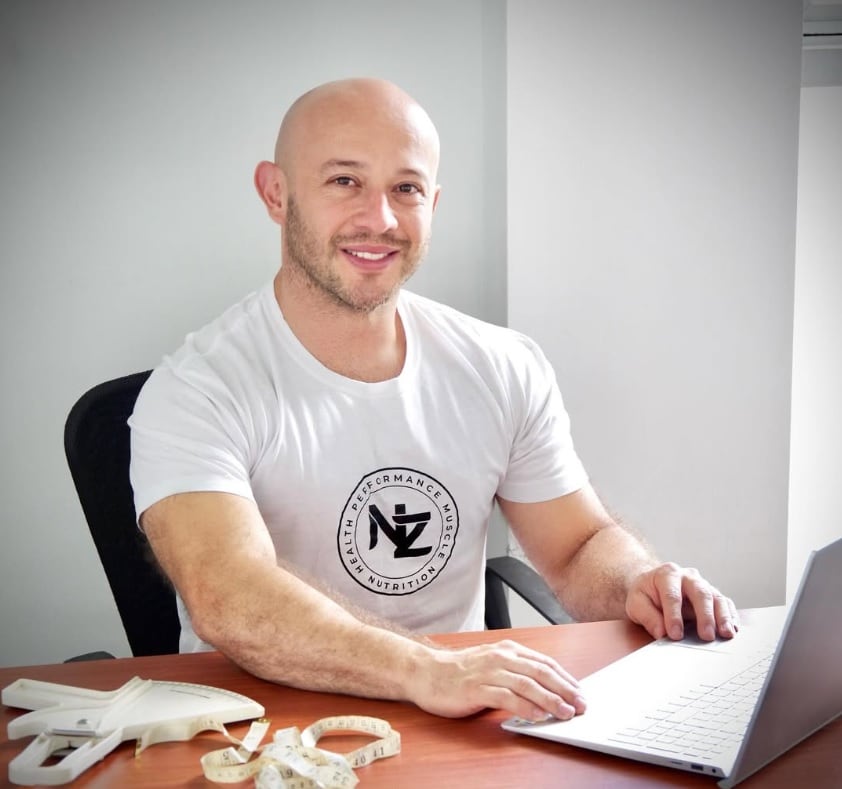 Nicolás Zúñiga, nutriciionista, preparador físico