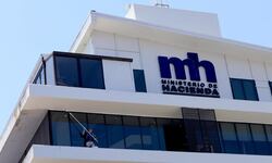 Holgura fiscal presionaría a la baja las tasas de interés en 2026, según gerente general de Acobo