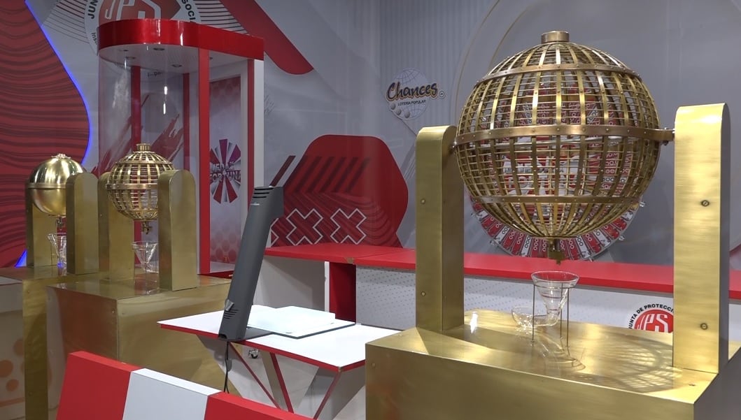 La JPS adquirió tres tómbolas para realizar los sorteos de Lotería Popular y Lotería Nacional, estas tómbolas son una gran innovación para continuar garantizando un proceso justo y confiable para la selección de números, series y premios de los sorteos.