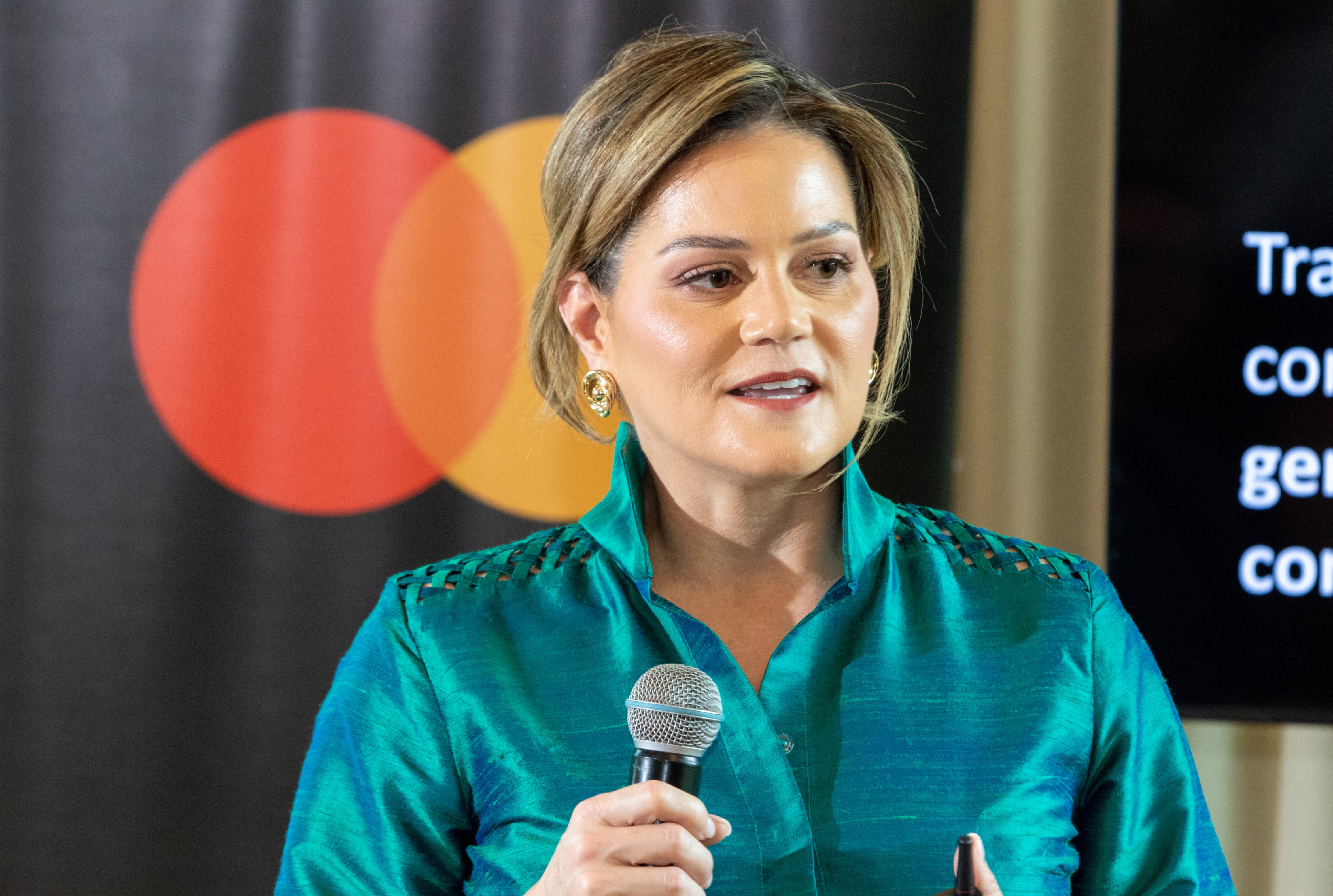 Esencial Costa Rica Mastercard