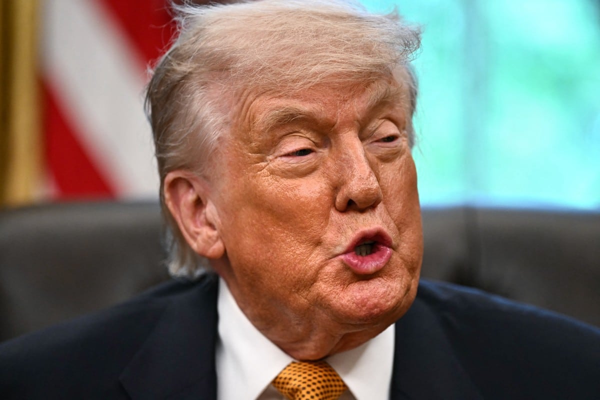 El presidente estadounidense Donald Trump en la Oficina Oval de la Casa Blanca en Washington, D. C.