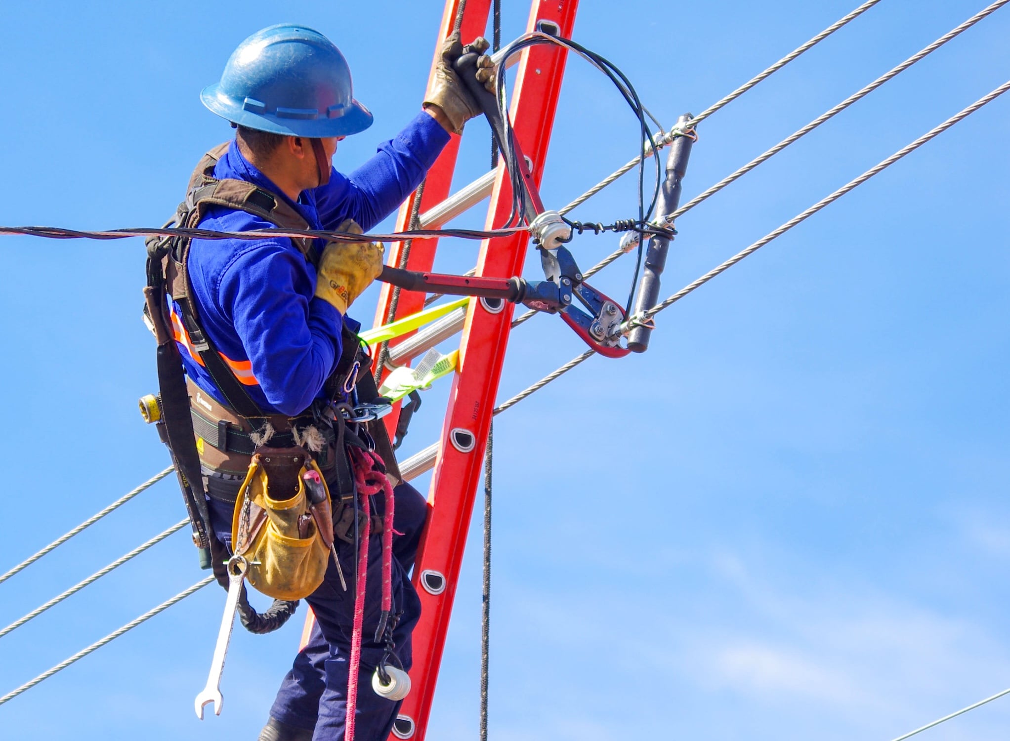 CNFL anuncia más de 20 cortes programados de luz en San José, Curridabat, Pavas y Heredia, del 28 de octubre al 18 de noviembre. Consulte las fechas, horas y zonas afectadas