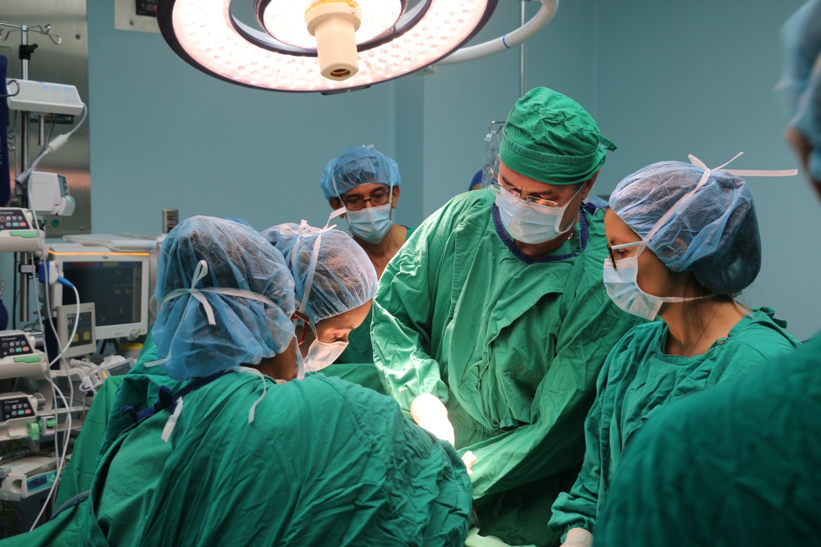 Cirugía. Quirófanos. Salas de Cirugía. Hospital San Juan de Dios. Setiembre 2024.