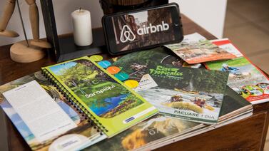 ¿Se puede restringir Airbnb en Costa Rica como está pasando en otros países? Analizamos posibles efectos de una regulación más severa