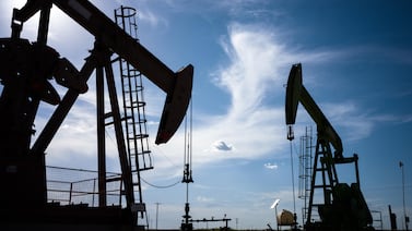 Petróleo Brent cierra arriba de los $80, por primera vez en un mes y medio