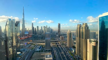 El café más caro del mundo llega a Dubái y crece cerca de Costa Rica; una taza cuesta casi $1.000