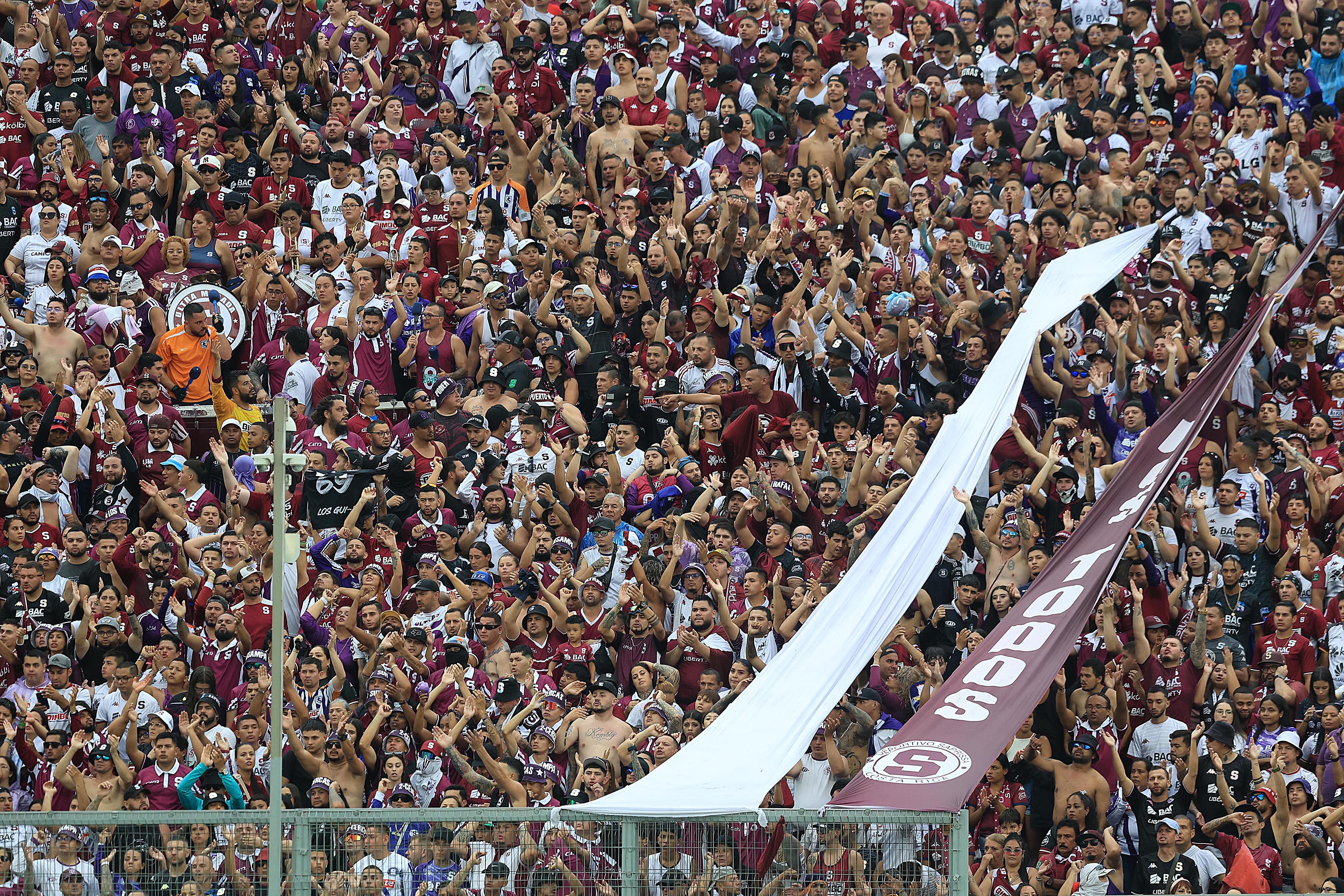 26/05/2024      Estadio Ricardo Saprissa, Tibás. El Deportivo Saprissa recibió a la Liga Deportiva Alajuelense, en el partido de vuelta de la Final de la Segunda Fase del Torneo de Clausura de la Copa Promérica 2024. Foto: Rafael Pacheco Granados