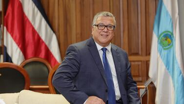 Carlos Araya, rector de la UCR: “Quedarán salarios que tienen que ser competitivos”