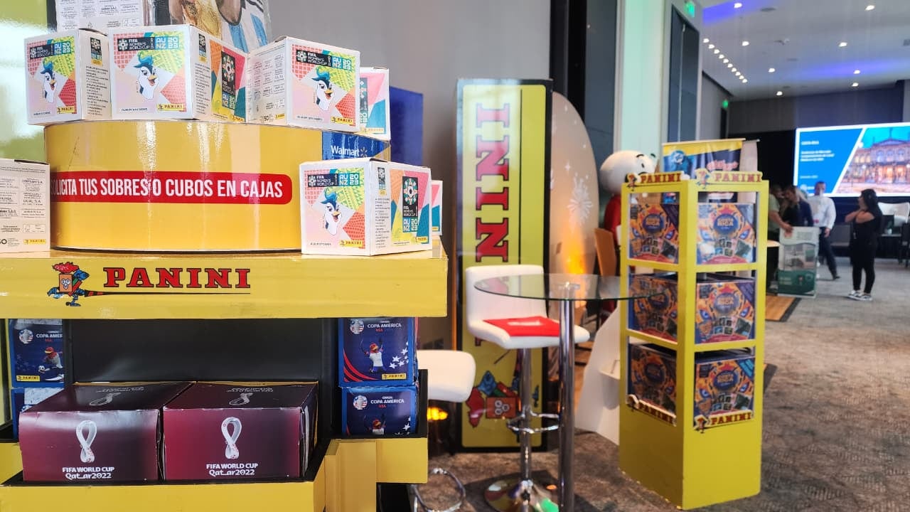 El álbum de Panini, distribuido en Costa Ria por DIPO, se adaptará al primer Campeonato Mundial de FIFA de la historia con 48 países.