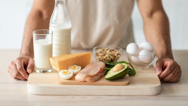 ¿Qué pasa si soy deportista y como menos calorías?