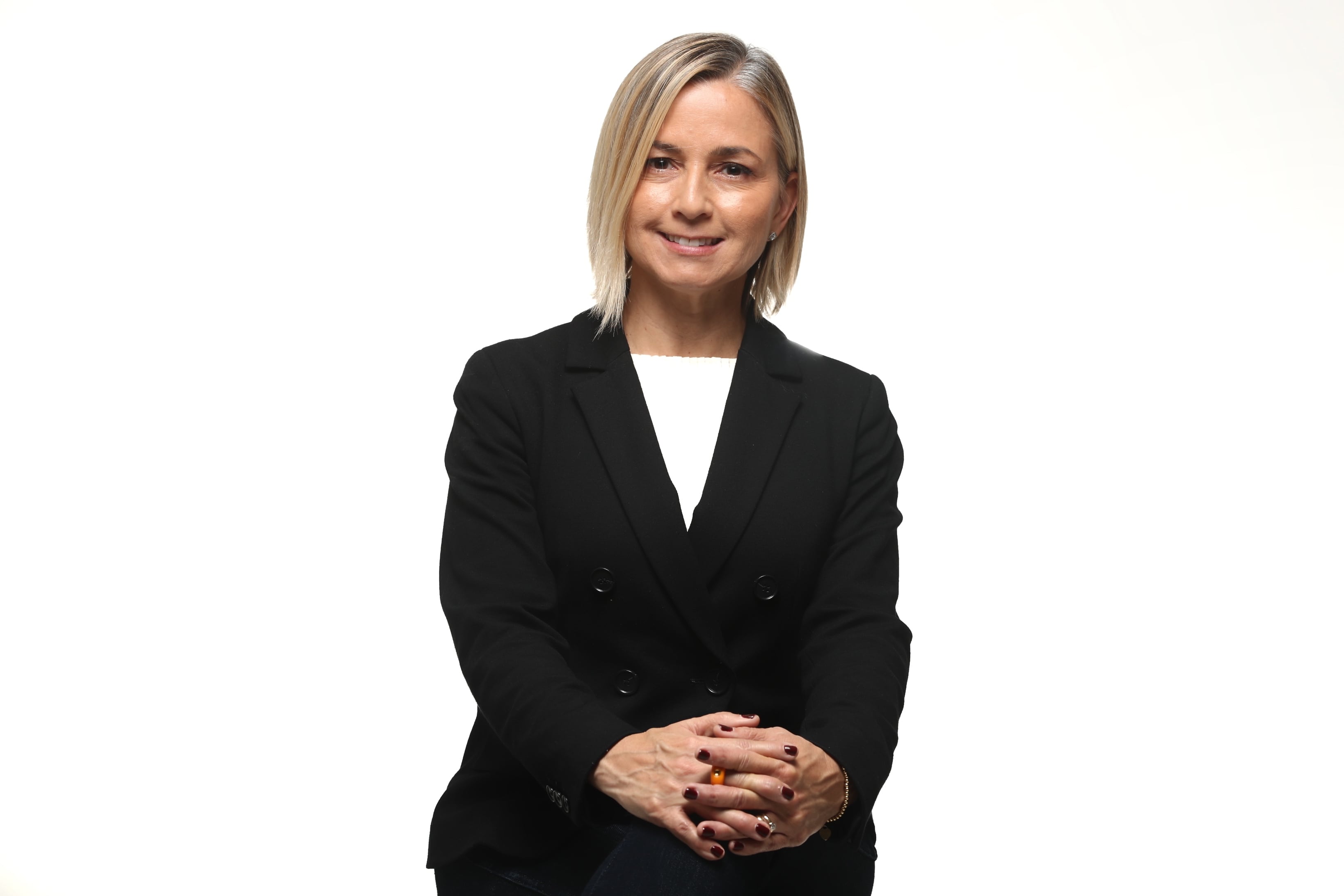 07/05/2024/ Retrato del columnista Ineke Geesink / foto John Durán