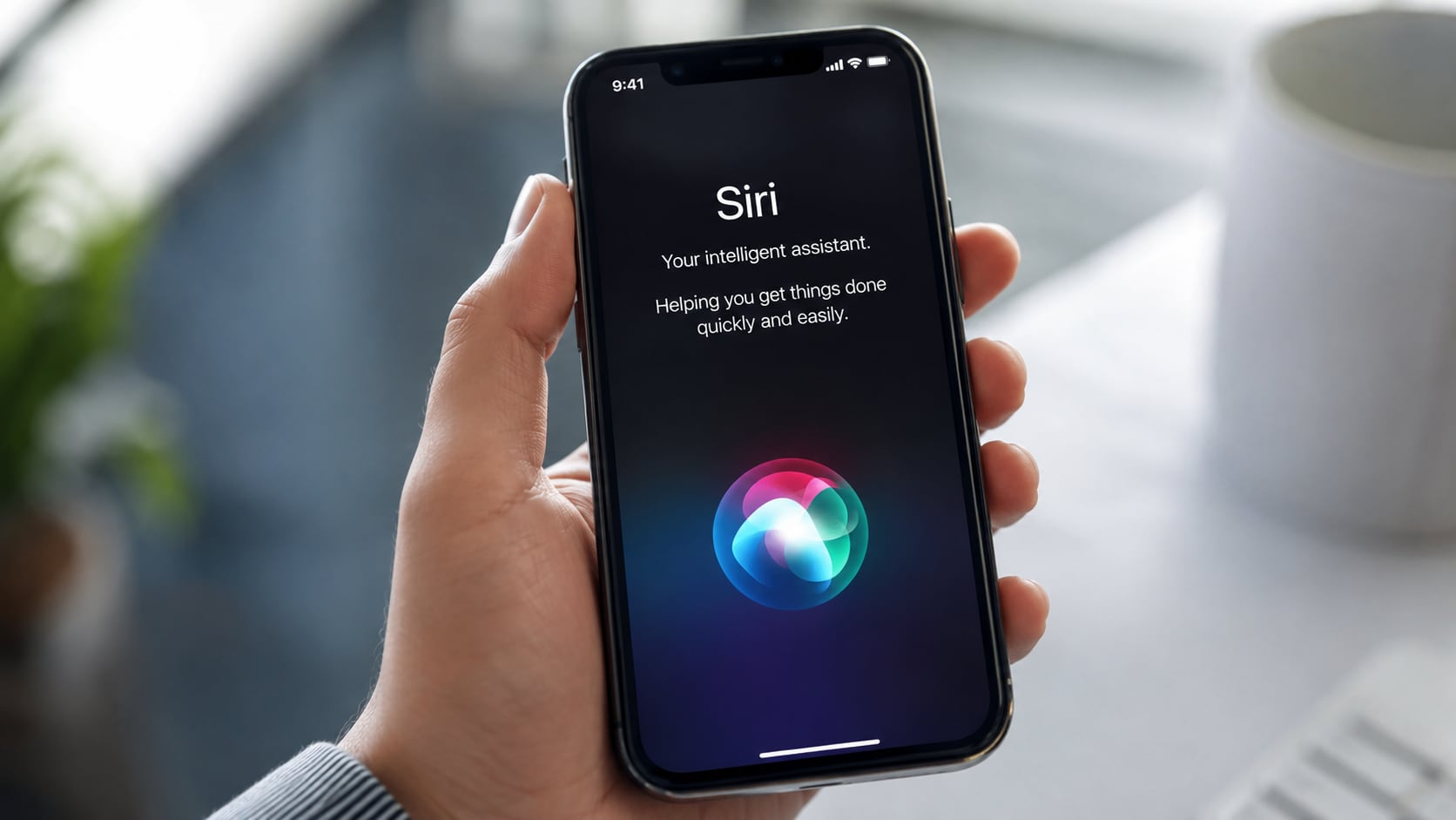 Apple apuesta por una Siri más útil y menos emocional. Su estrategia busca priorizar la asistencia frente a las conversaciones prolongadas.