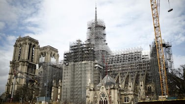 Francia estudia cobrar la entrada a la catedral de Notre Dame de París