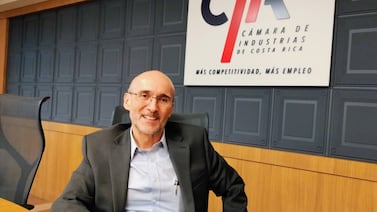 Empresarios piden reglas claras, inversión y empleo tras triunfo de Laura Fernández