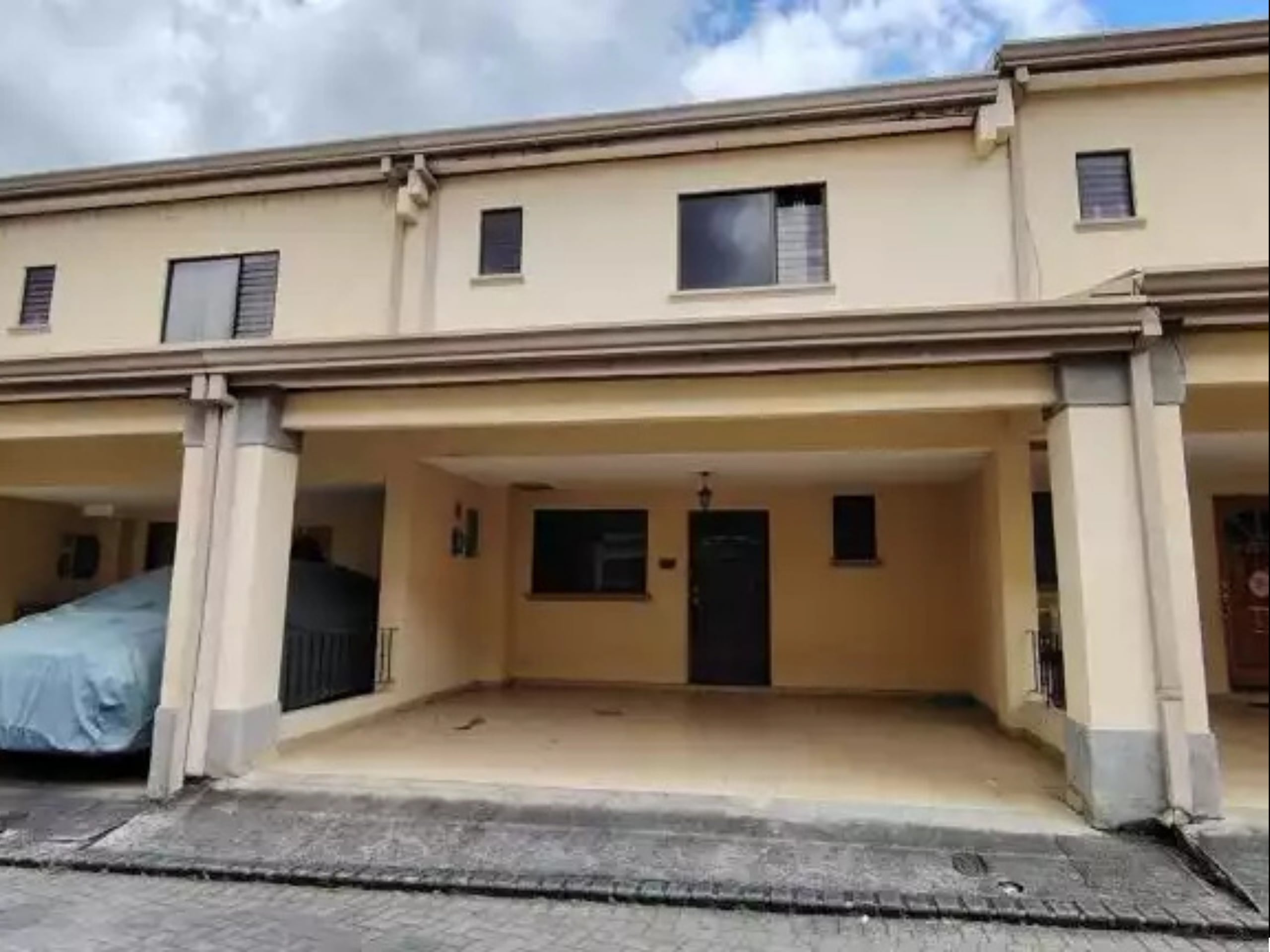 Casa en Desamparados, San José (Condominio Bajareke)