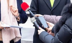 El “manual de Trump” es “peligroso” para la prensa en América Latina, dice el director de RSF