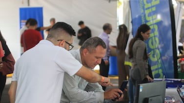 Super Baterías busca personal en varias áreas, anímese a aplicar