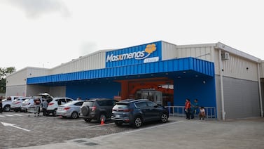Balance “retail” 2025 en Costa Rica: Walmart y PriceSmart lideran la expansión física mientras crece la “compra de ocasión”