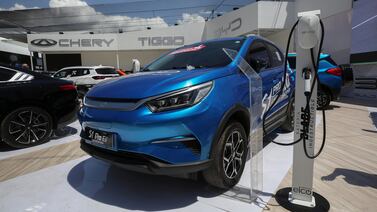 Un vehículo eléctrico nuevo puede ahorrarle ¢1,2 millones en gastos anuales comparado con uno nuevo de gasolina: vea los números