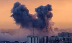 FMI advierte: Guerra en Irán amenaza con elevar la inflación global en dos puntos porcentuales