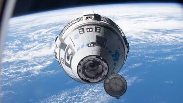 La NASA considera traer a Tierra a los astronautas de Boeing en la nave de su competidora, SpaceX