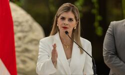 Laura Fernández presenta proyectos de ley para aumentar la protección policial y destruir pistas clandestinas