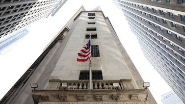 La Bolsa de Nueva York cierra con fuerte alza después de una semana de caída y conflictos comerciales de Estados Unidos