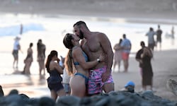 En El Salvador, el modelo de Nayib Bukele impulsa el turismo pese a las críticas por derechos humanos