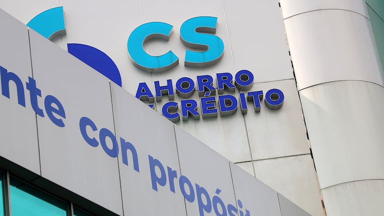 ¿Qué ha pasado con las cooperativas tras el cierre de Coopeservidores? Analizamos el estancamiento de su cartera