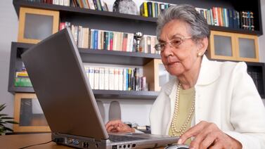 ¿Trabajaría usted después de pensionarse? Miles de jubilados por vejez en Costa Rica siguen laborando: estos son los datos