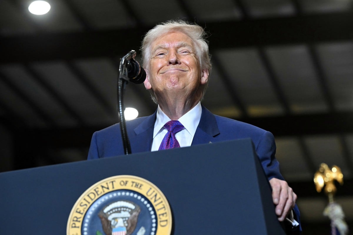 El presidente de Estados Unidos, Donald Trump, pronuncia un discurso sobre la economía en la planta de Coosa Steel Corporation, en Rome, Georgia.