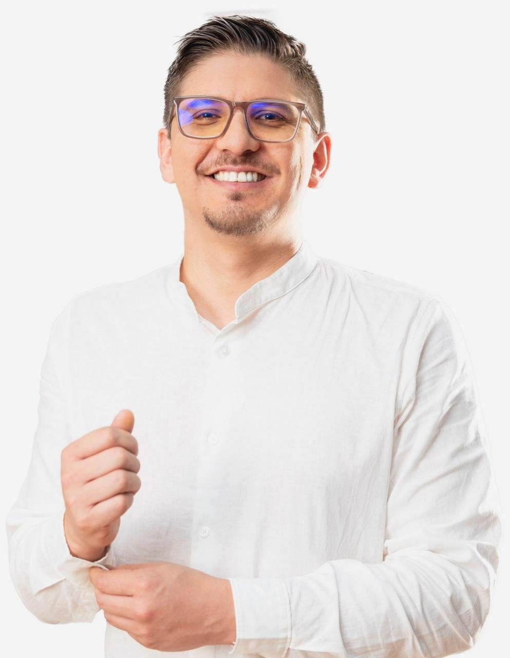 Politólogo y político costarricense, actualmente reconocido como diputado electo por la provincia de Cartago con el Partido Liberación Nacional (PLN).