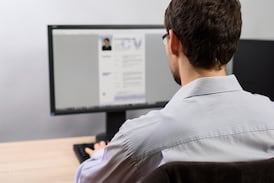 Cómo cambiar de empleo con éxito en el 2026: las nuevas reglas de la marca personal y la IA