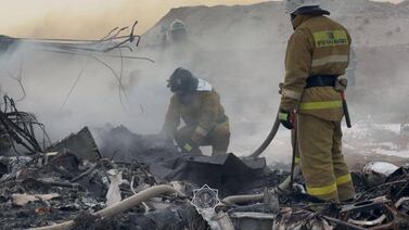 Investigan accidente de avión en Kazajistán en medio de sospechas de derribo